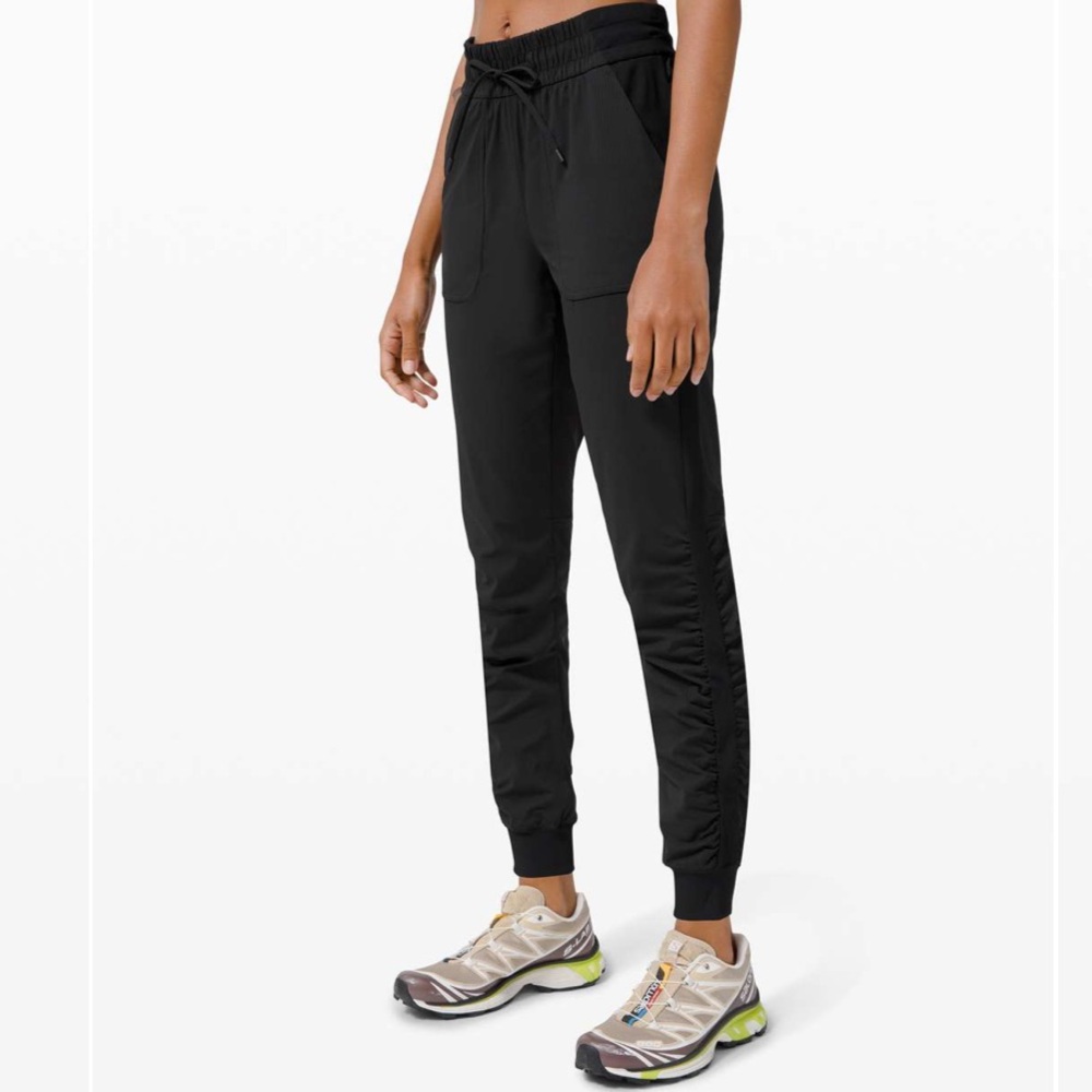 Lululemon Beyond the Studio Luxtreme Two-Way Stretch Pant W5CZHS Active Workout